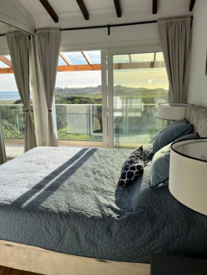 Breath taking seaview Apartment at Lighthouse Beach